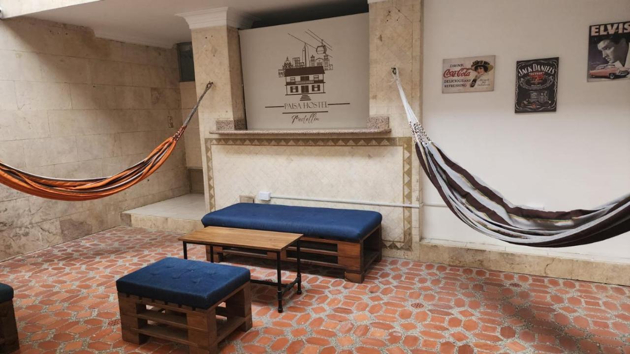 Paisa Hostel Medellín Exteriör bild