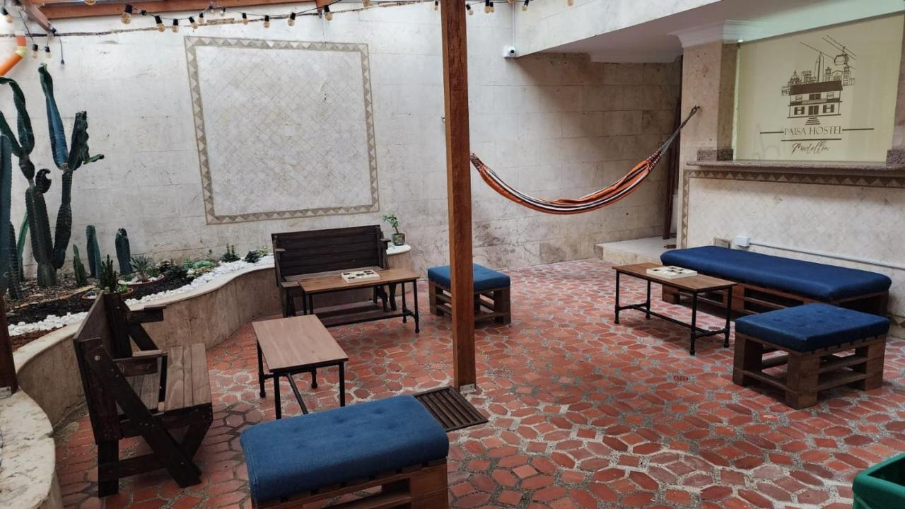Paisa Hostel Medellín Exteriör bild