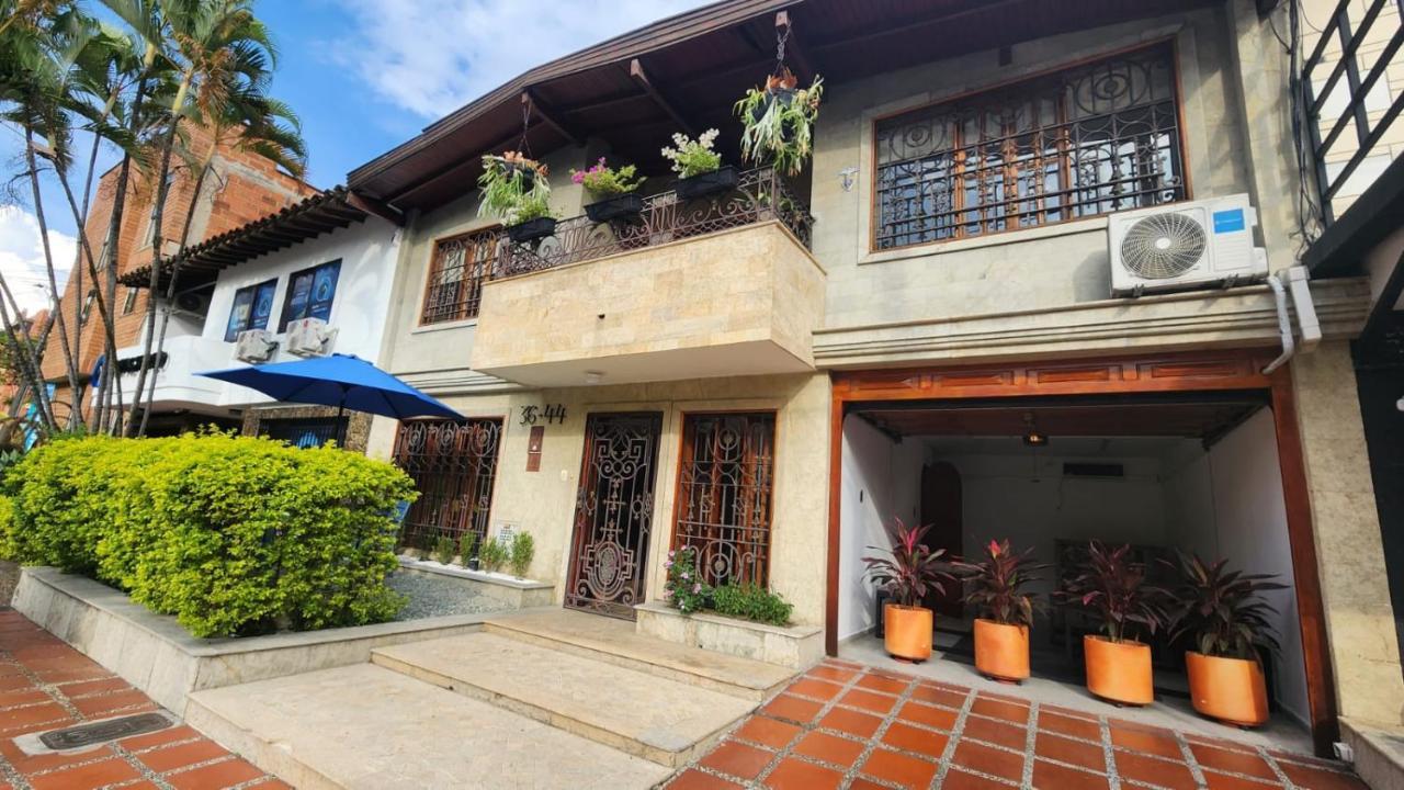 Paisa Hostel Medellín Exteriör bild