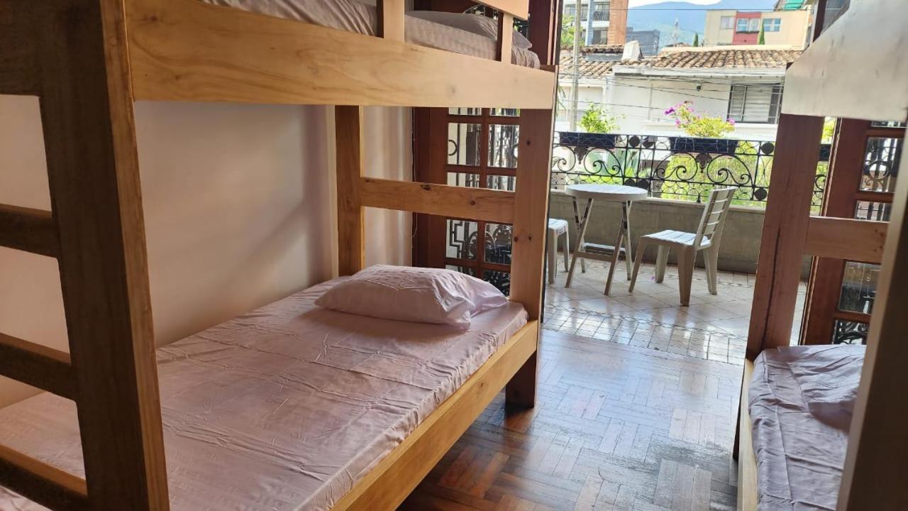 Paisa Hostel Medellín Exteriör bild